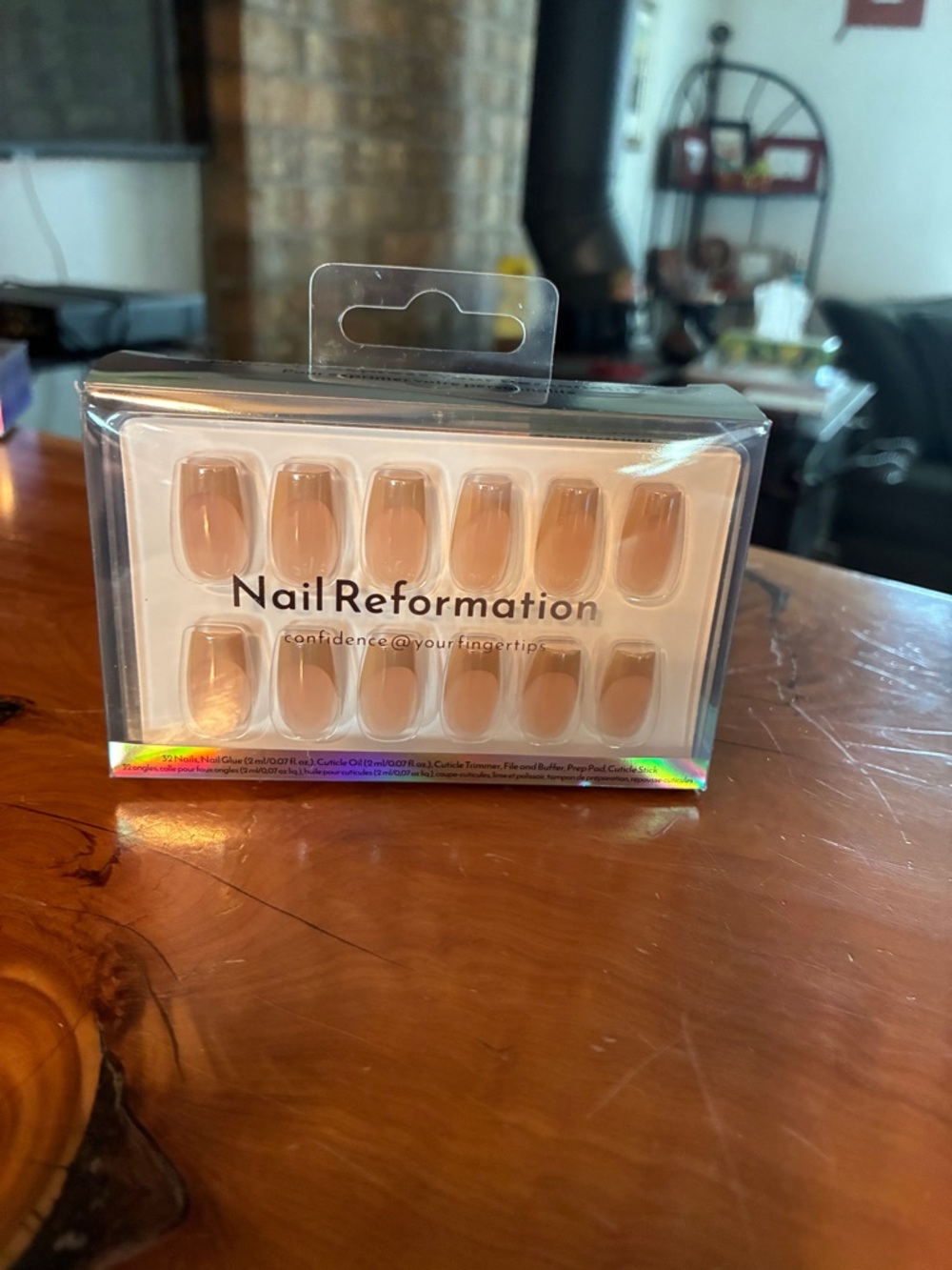 Reformation Press-On Nails — Nude Tan Set
